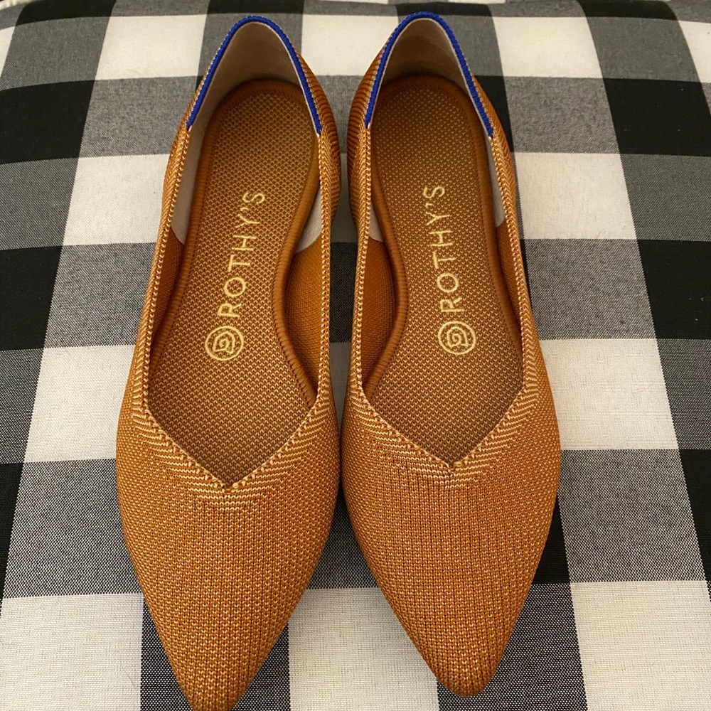 Rothys fawn points size 7.5